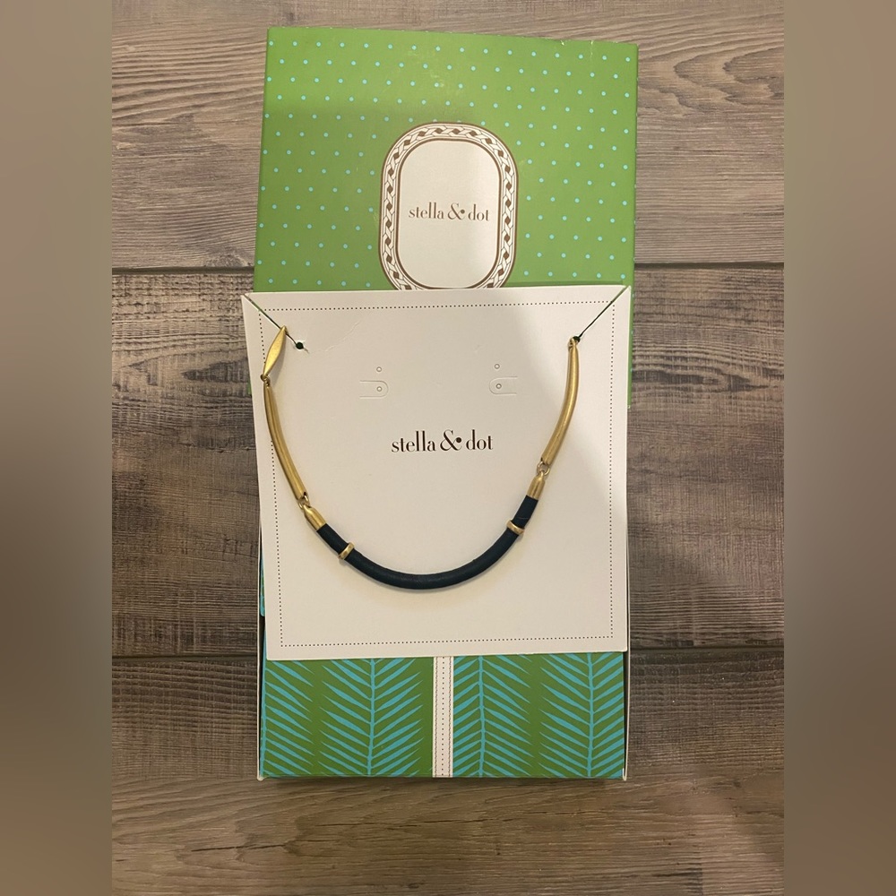 Stella & Dot Necklace